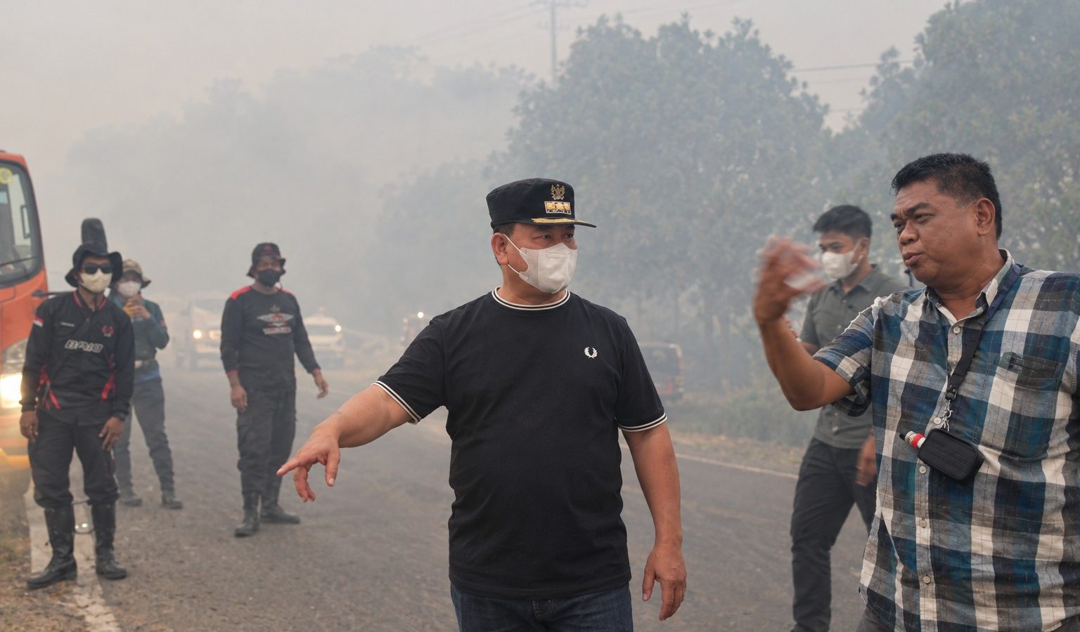 Bupati Kotawaringin Timur, Halikinnor memantau penanganan karhutla di wilayah Sampit.