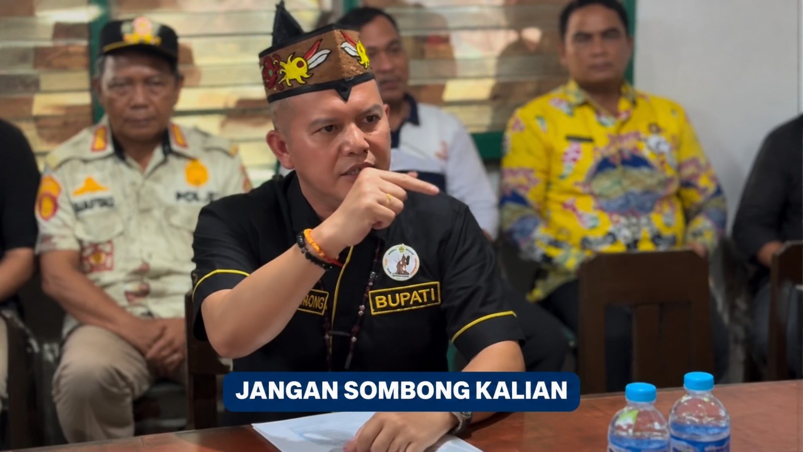 [VIDEO] Jaya S. Monong: ‘Jangan Sombong Kalian, Jangan Sok-sokan!’